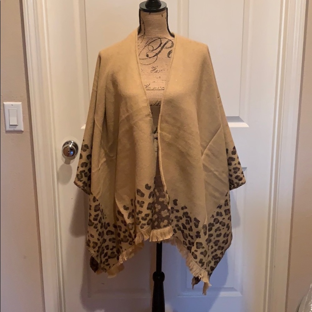 Riah Fashion Tan & brown  leopard print po… - Picture 2 of 4